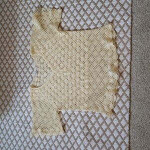 Crochet scallop design top-never worn.